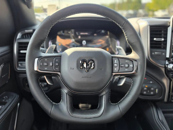 2026 Ram 1500 RHO V Рестайлинг, чёрный, 12970000 рублей - вид 12