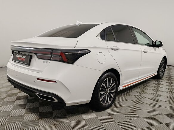 2023 Omoda S5, белый, 1175000 рублей - вид 4