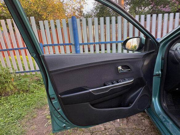 2012 Kia Rio 4-speed III, зелёный, 850000 рублей - вид 8
