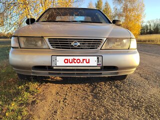 1997 Nissan Sentra IV (B14), серебристый, 180000 рублей, вид 4