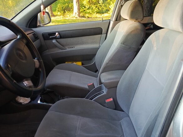 2014 Daewoo Gentra II, серебристый - вид 10