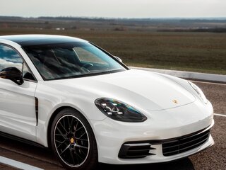 2019 Porsche Panamera 4 II, белый, 6900000 рублей, вид 4