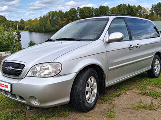 2005 Kia Carnival I Рестайлинг, серебристый, 519000 рублей, вид 1