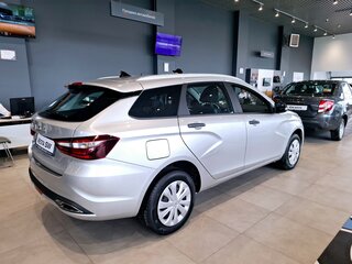 2025 Lada (ВАЗ) Vesta SW I Рестайлинг (NG), серебристый, 1767000 рублей, вид 2