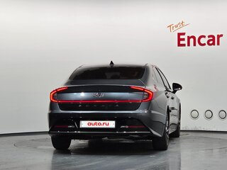 2022 Hyundai Sonata VIII (DN8), чёрный, 2250000 рублей, вид 4