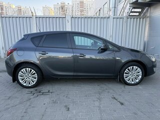 2011 Opel Astra J, коричневый, 645000 рублей, вид 5
