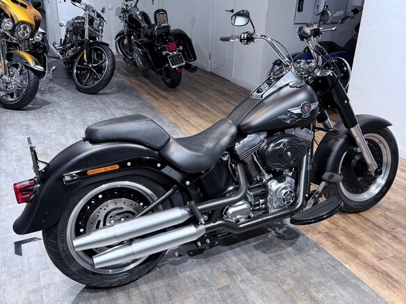 2011 Harley-Davidson Fat Boy, чёрный, 1199000 рублей - вид 2