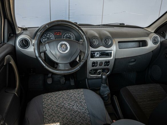 2010 Renault Logan I Рестайлинг, чёрный, 225000 рублей - вид 5