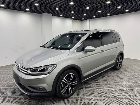 2022 Volkswagen Touran L II, серебристый, 2267000 рублей, вид 3