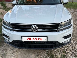 2017 Volkswagen Tiguan II, белый, 1950000 рублей, вид 1