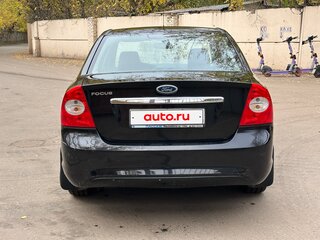 2009 Ford Focus II Рестайлинг, чёрный, 610000 рублей, вид 4