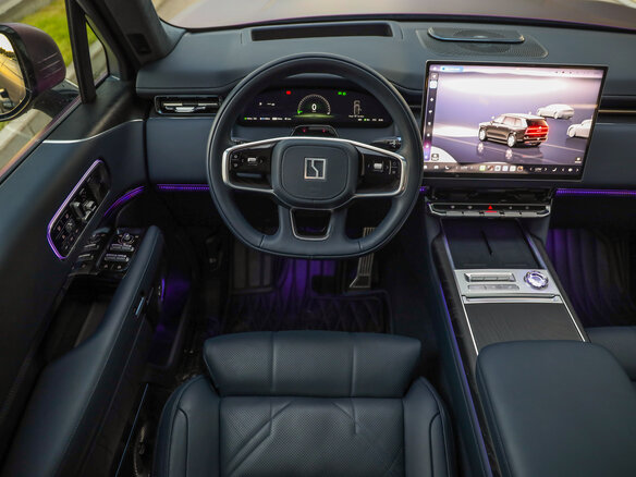 2025 Zeekr 9X 55 kWh (до 3.5 т), чёрный, 10150000 рублей - вид 16