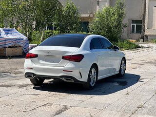 2022 Mercedes-Benz A-Класс 180 Long IV (W177) Рестайлинг, белый, 2200000 рублей, вид 4
