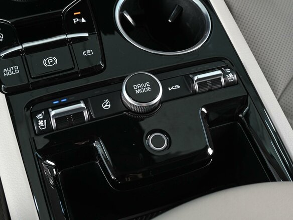 2025 Kia K5 III Рестайлинг, белый, 4449000 рублей - вид 17