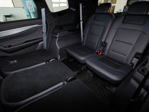 2026 Geely Okavango I Рестайлинг, синий, 3789990 рублей - вид 32