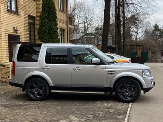 2014 Land Rover Discovery IV Рестайлинг, серебристый, 2200000 рублей, вид 4