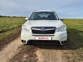 2014 Subaru Forester IV, белый, 1440000 рублей, вид 3