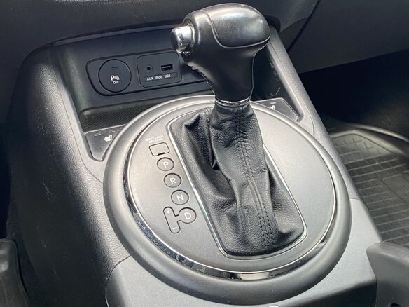 2012 Kia Sportage III, серебристый - вид 13