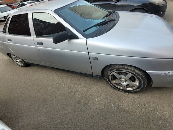 2003 Lada (ВАЗ) 2110, серебристый, 150000 рублей - вид 3