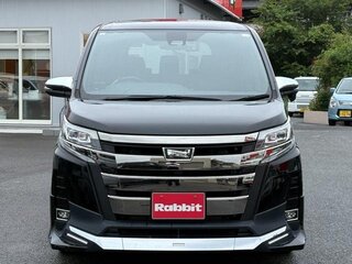 2021 Toyota Noah III (R80) Рестайлинг, чёрный, 2145000 рублей, вид 2