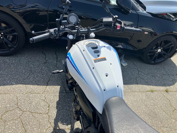 2022 Yamaha XSR700, белый, 610000 рублей - вид 7