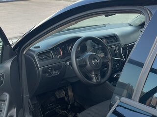2014 Volkswagen Jetta VI, чёрный, 935000 рублей, вид 4