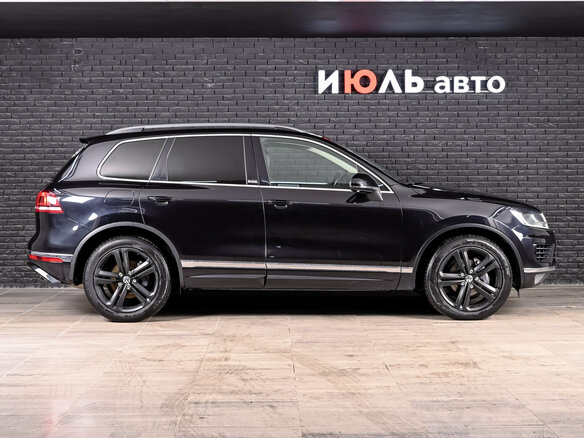 2016 Volkswagen Touareg II Рестайлинг, чёрный - вид 9