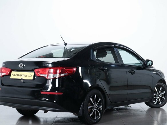 2016 Kia Rio III Рестайлинг, чёрный, 979000 рублей - вид 5