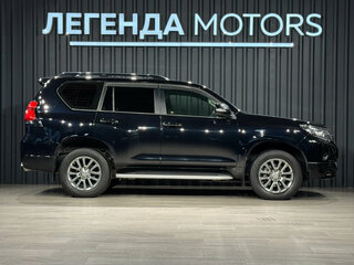 2018 Toyota Land Cruiser Prado 150 Series Рестайлинг 2, чёрный, 5490000 рублей, вид 3