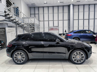 2016 Porsche Macan S Diesel I, чёрный, 4390000 рублей, вид 4