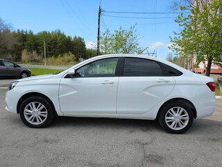 2015 Lada (ВАЗ) Vesta I, белый, 699000 рублей, вид 3