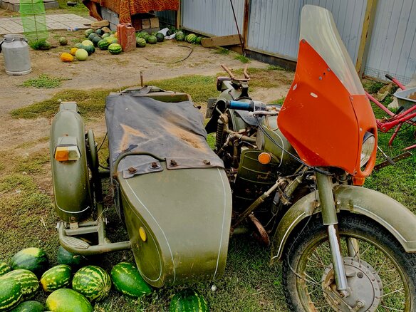 1993 Днепр MT-11, зелёный, 500000 рублей
