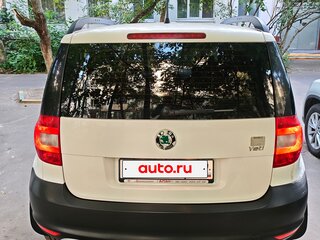 2012 Skoda Yeti I, белый, 500000 рублей, вид 4