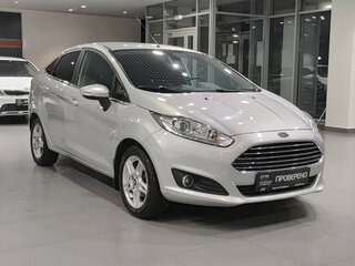 2015 Ford Fiesta Mk6 Рестайлинг, серебристый, 838000 рублей, вид 3