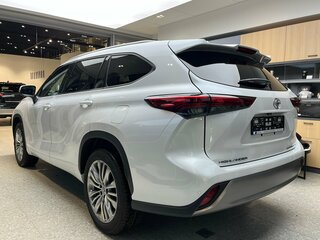 2026 Toyota Highlander IV (XU70), белый, 5499000 рублей, вид 3