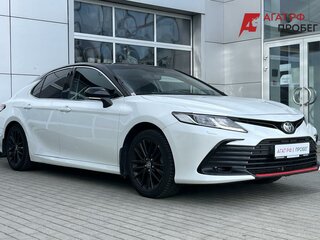 2021 Toyota Camry VIII (XV70) Рестайлинг, белый, 2900000 рублей, вид 1