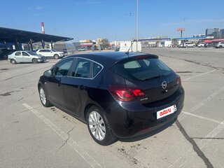 2011 Opel Astra J, чёрный, 650000 рублей, вид 5