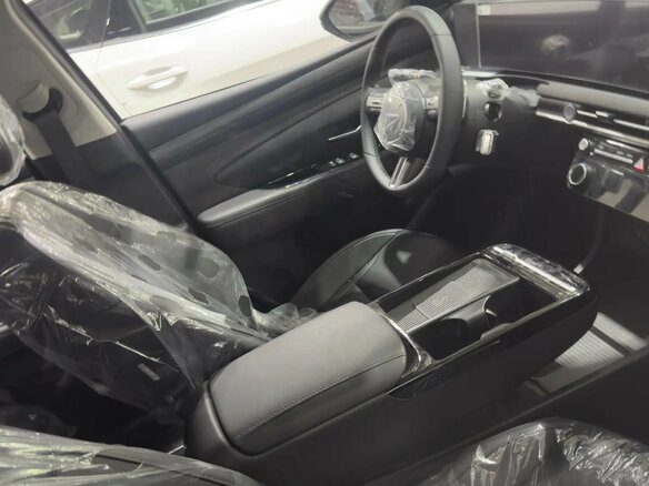2026 Hyundai Tucson L IV Рестайлинг, чёрный, 4450000 рублей - вид 3