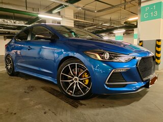 2017 Hyundai Avante VI, синий, 1850000 рублей, вид 3
