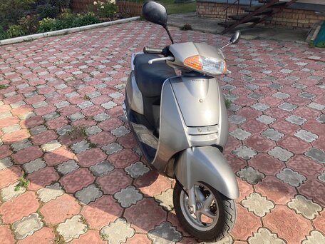 1999 Honda Lead 100, серебристый, 80000 рублей, вид 1