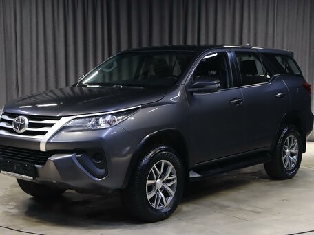 2019 Toyota Fortuner II, серый, 2799000 рублей, вид 1