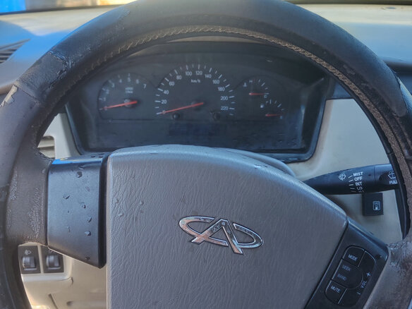 2010 Vortex Estina I, красный, 200000 рублей - вид 10