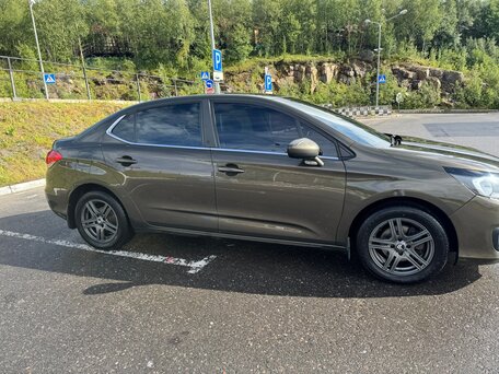 2018 Citroen C4 II Рестайлинг, коричневый, 980000 рублей, вид 3
