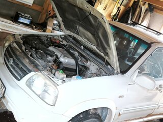 2000 Suzuki Grand Vitara XL-7 I Рестайлинг, белый, 450000 рублей, вид 4