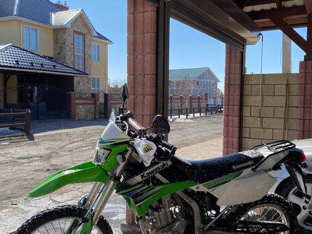 2015 Kawasaki KLX 250, зелёный, 450000 рублей, вид 2