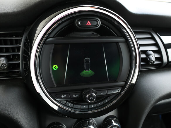 2018 Mini Hatch Cooper III (F55/F56) Рестайлинг, синий, 1898000 рублей - вид 18