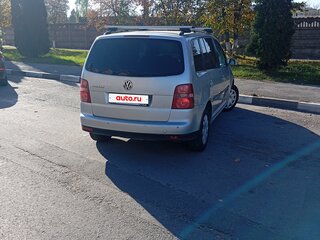 2007 Volkswagen Touran I Рестайлинг, серебристый, 700000 рублей, вид 3