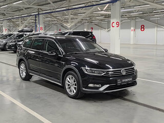 2018 Volkswagen Passat Alltrack DSG7 B8, чёрный, 2100000 рублей, вид 3