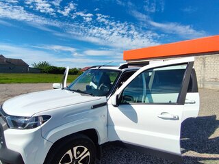 2024 Lada (ВАЗ) Niva Travel I, белый, 1400000 рублей, вид 2