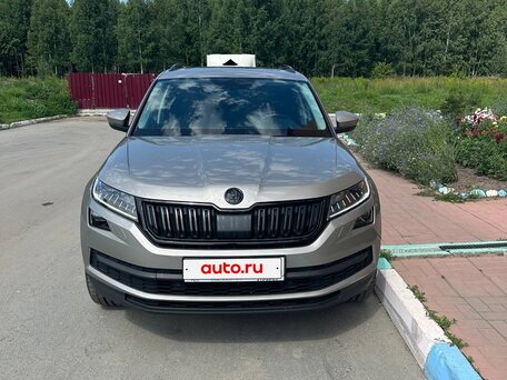 2021 Skoda Kodiaq I, коричневый, 2850000 рублей, вид 2